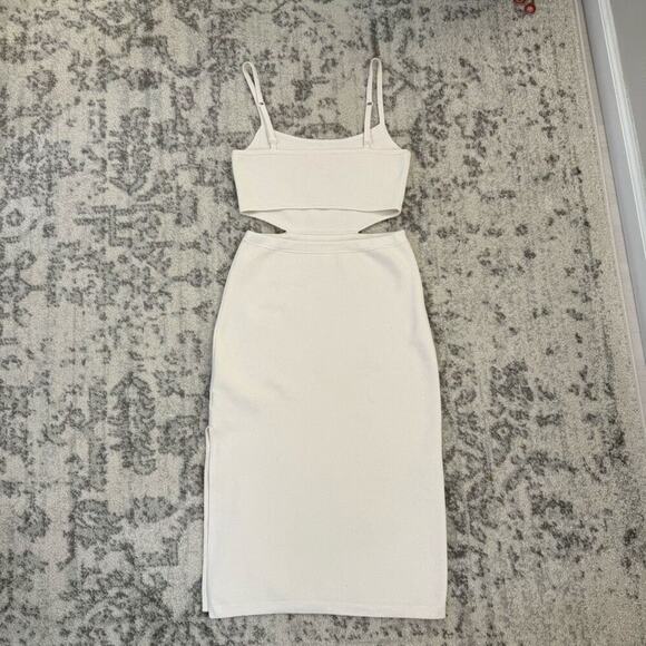 Toccin
Cutout Tank Dress💘 - Picture 9 of 11